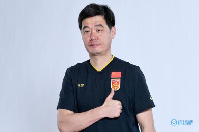 成人电影面试场来女儿的朋友